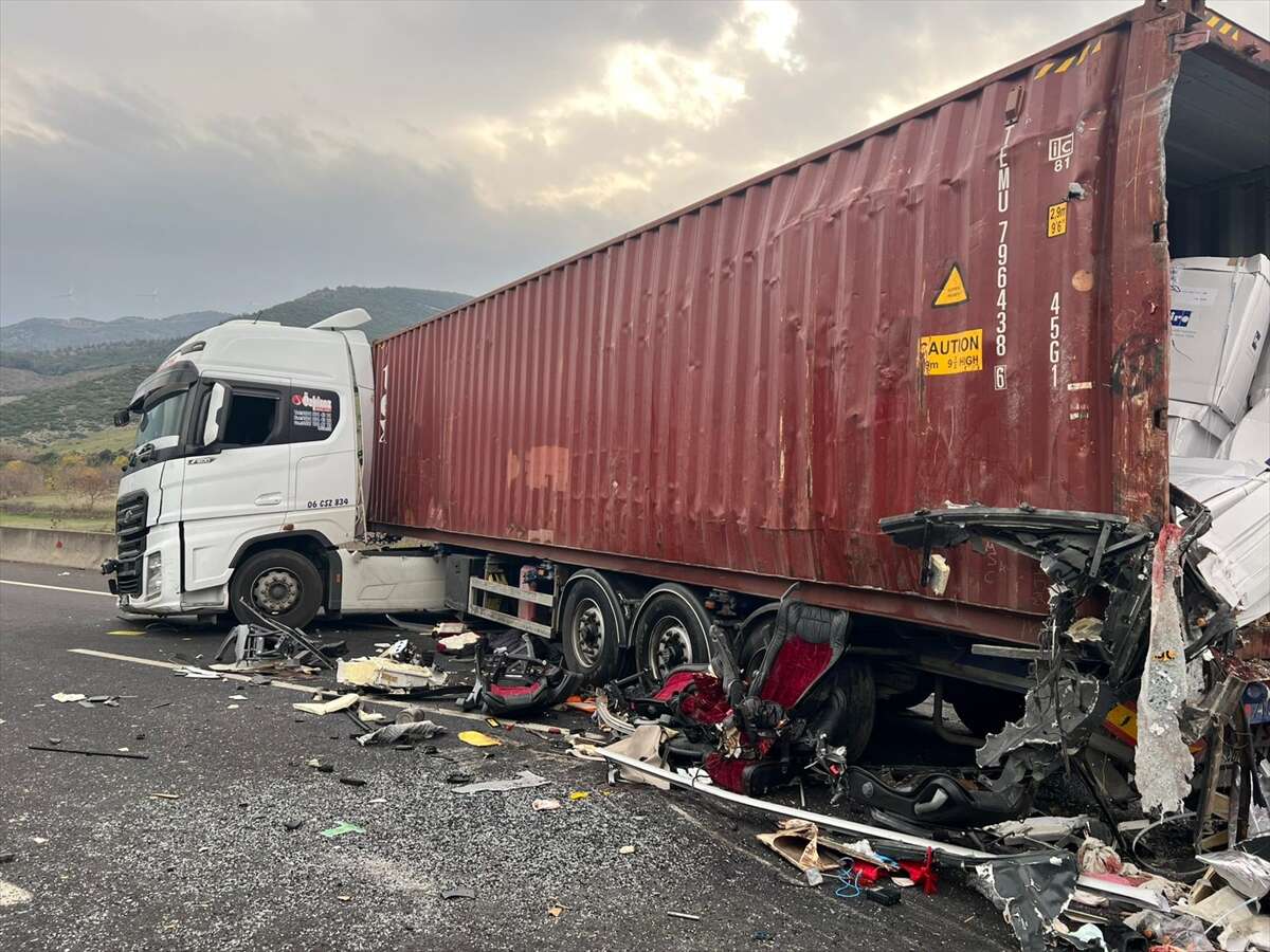 7 kişinin öldüğü otobüs kazasının nedenini yaralı kurtulan yolcu açıkladı 5